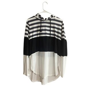 Shein Color Block Black and White Long Sleeve Light Hoodie  Size L